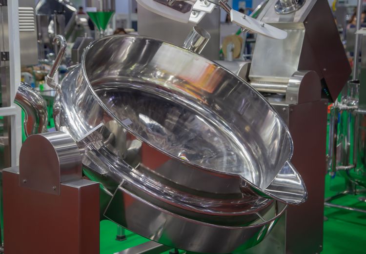 Stainless steel floor mounted tilting steam kettle jacketed kettle on display